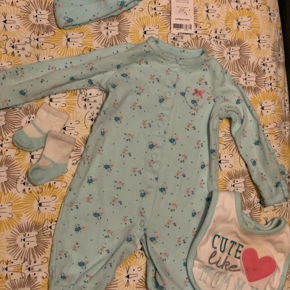 Carter's Baby Girl 4 Pc Matching Set blue florals - Picture 2 of 13